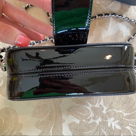 CHANEL rainbow glitter camera case - Picture 5 of 14